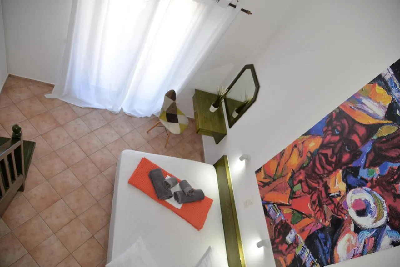 Villa Cariatis Nea Kallikrateia 2*,