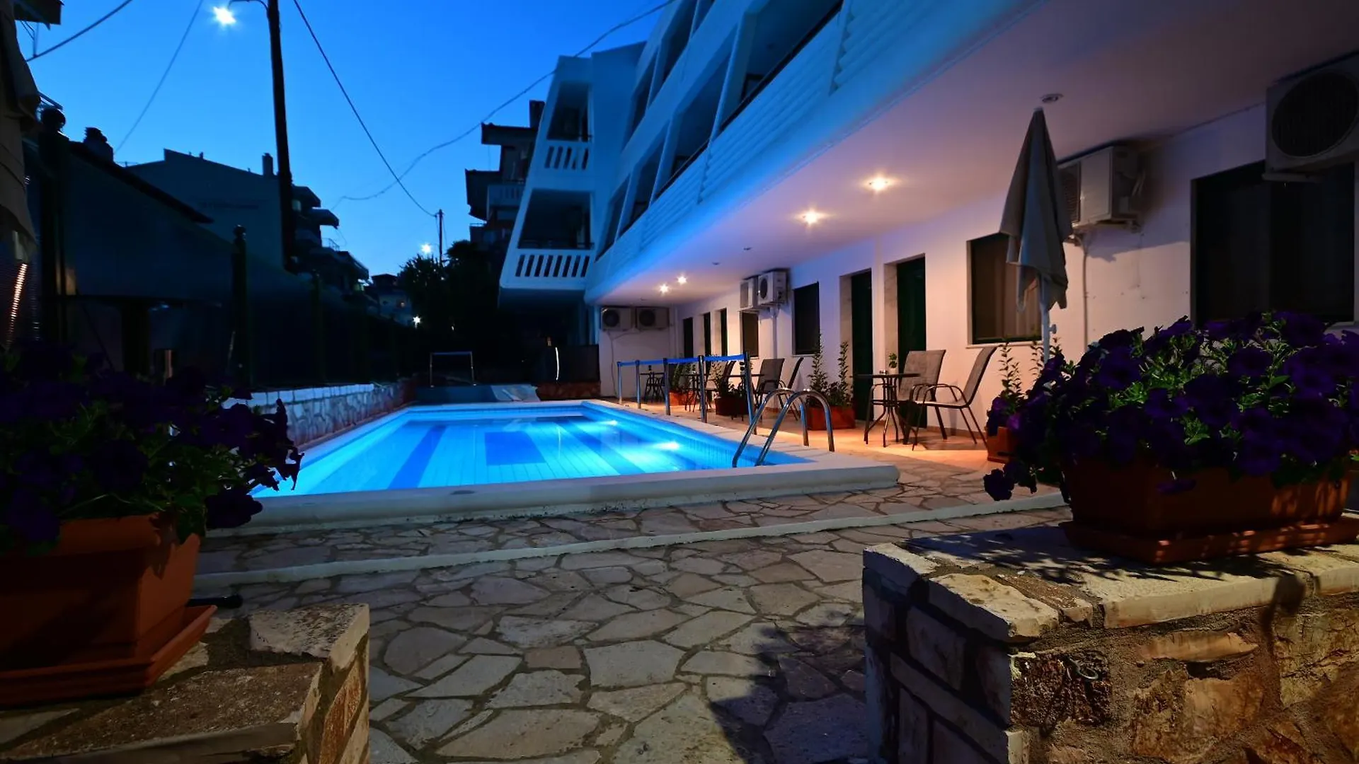 Villa Cariatis Nea Kallikrateia Hotel